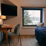 La Jardiniere Oda ve Kahvaltı