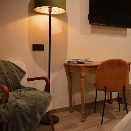 La Jardinière Bed & Breakfast 3*