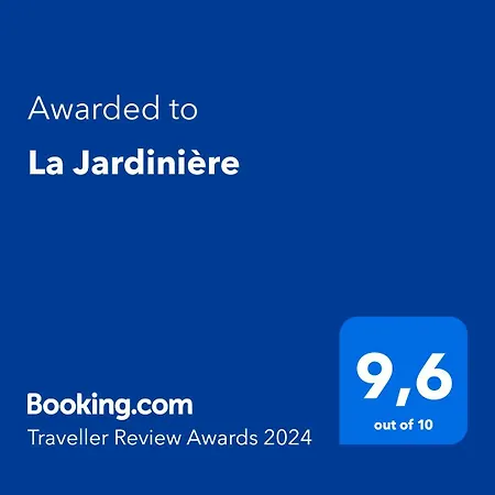 לינה וארוחת בוקר La Jardiniere